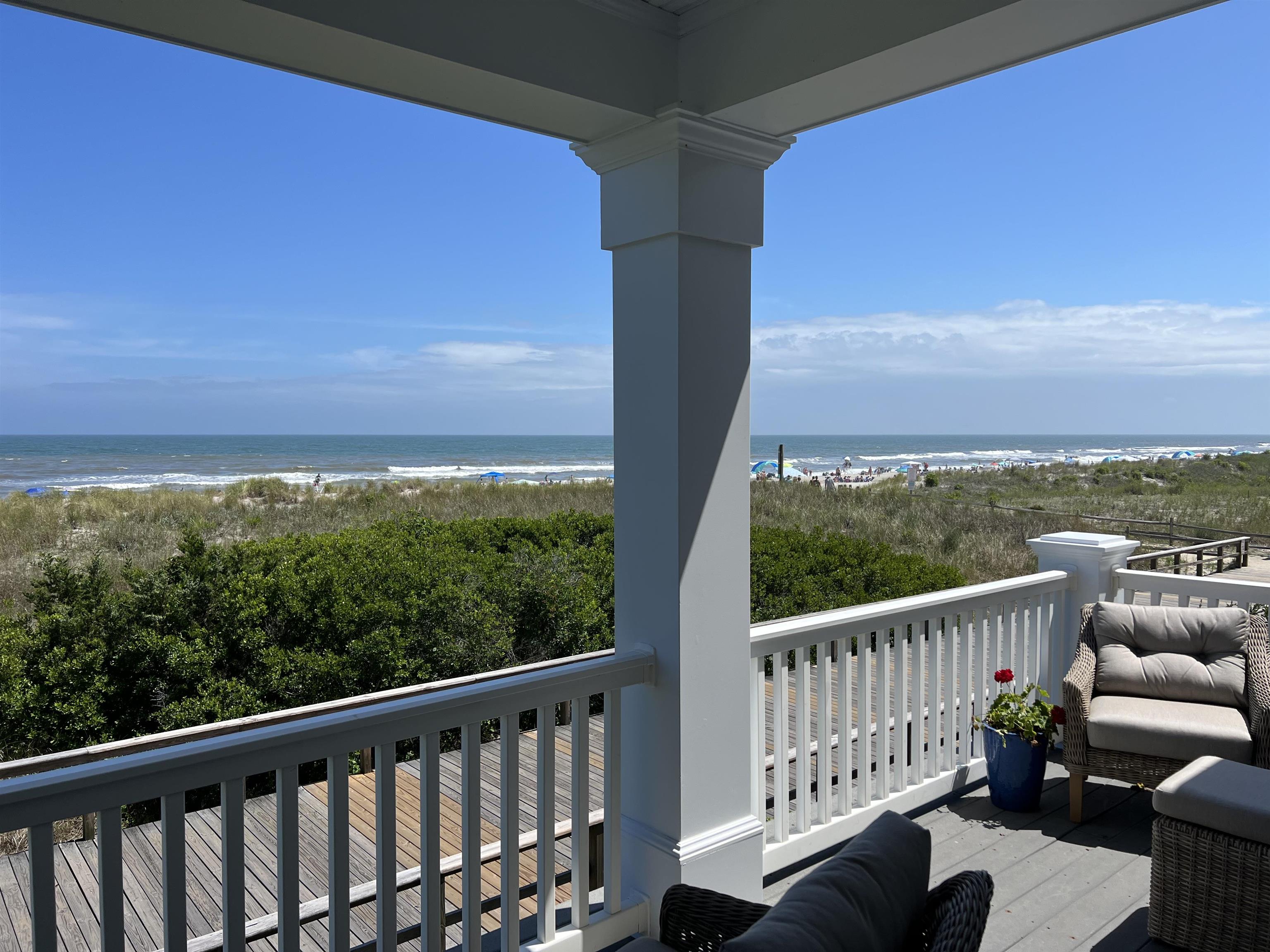 Avalon, New Jersey 08202, United States, 6 Bedrooms Bedrooms, ,4 BathroomsBathrooms,Residential,Active,136737