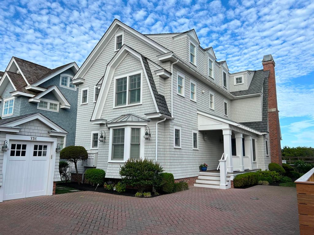 Photo of 73 E 25th Street St, Avalon, NJ 08202 (MLS # 251509)