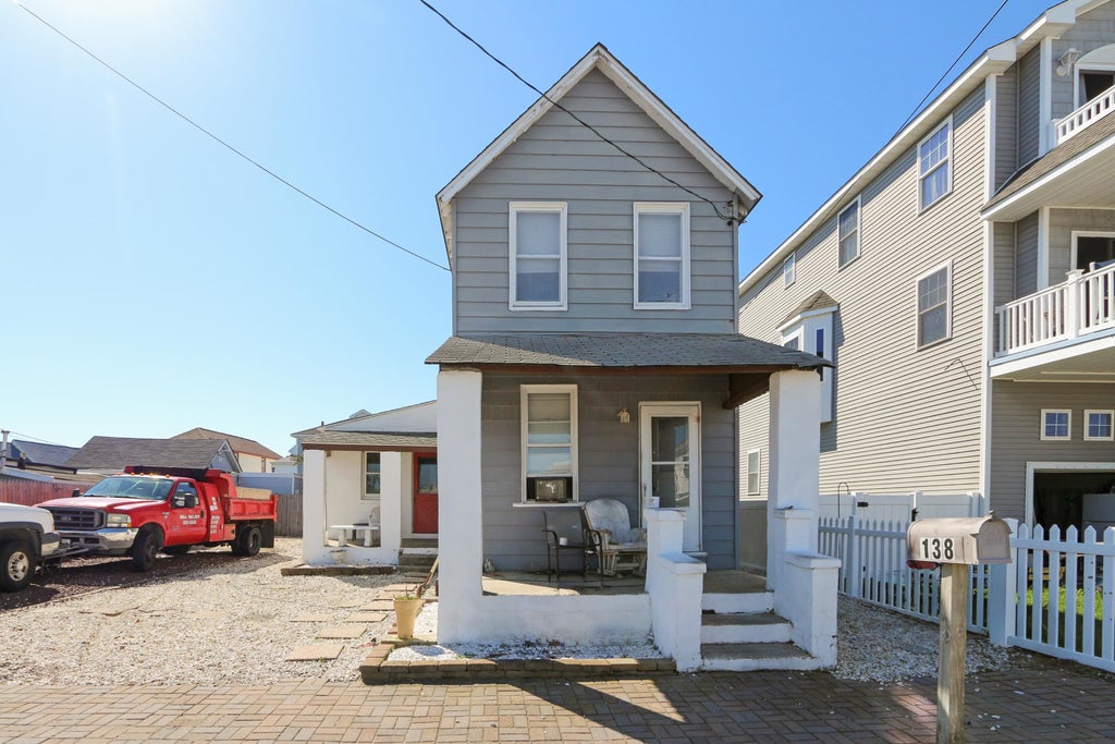 Photo of 138 W Burk Avenue, Wildwood, NJ 08260 (MLS # 263020)