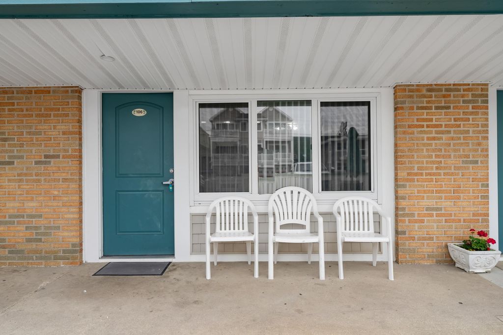 Photo of 406-10 E Monterey Avenue #106, Wildwood Crest, NJ 08260 (MLS # 252952)