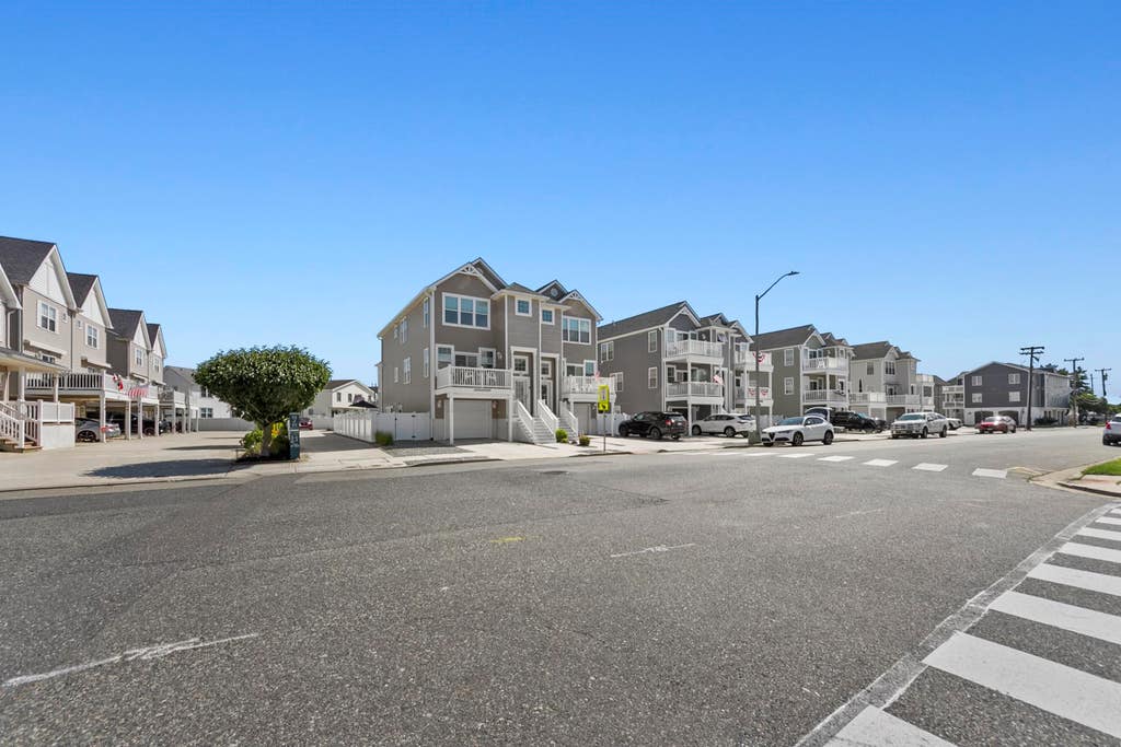 Photo of 116 Anglesea Drive, North Wildwood, NJ 08260 (MLS # 262063)