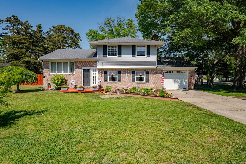 Photo of 19 Bayview AVE, Marmora, NJ 08223 (MLS # 261346)