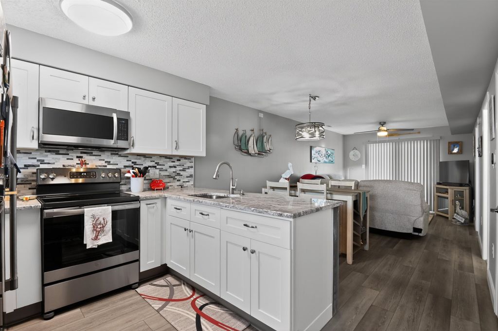 Photo of 147 42nd Street #306, Sea Isle City, NJ 08243 (MLS # 260912)