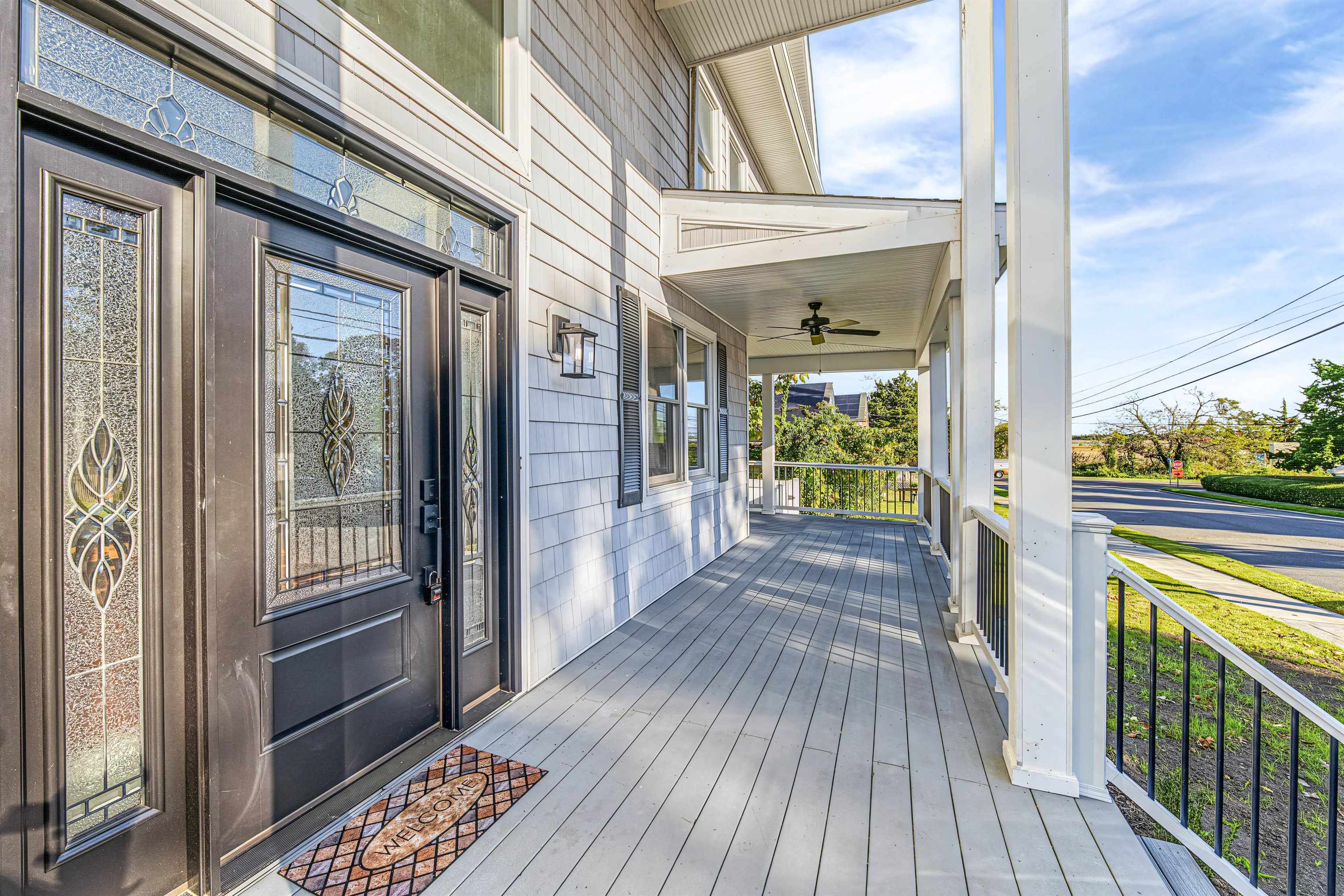 123 E Cedar Avenue