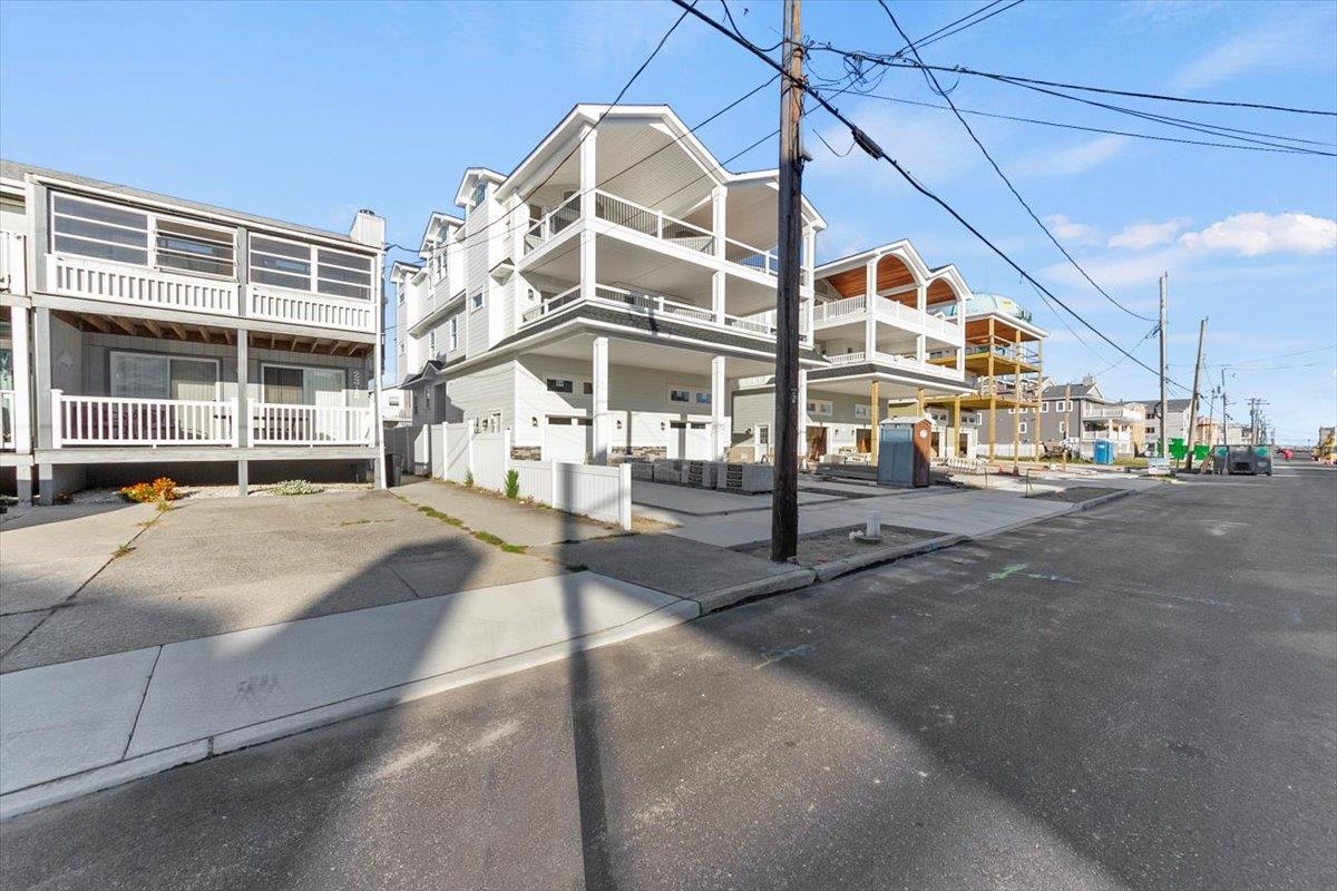 227 40th Street #EAST, Sea Isle City, New Jersey image 1