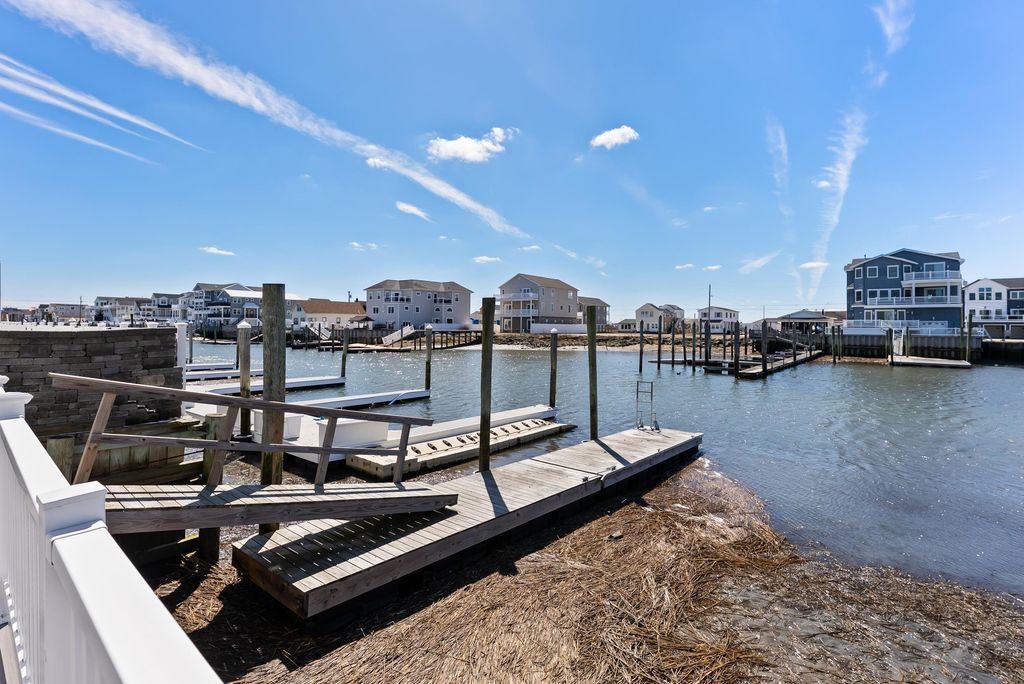 Photo of 424 W 17th Avenue, North Wildwood, NJ 08260 (MLS # 260935)
