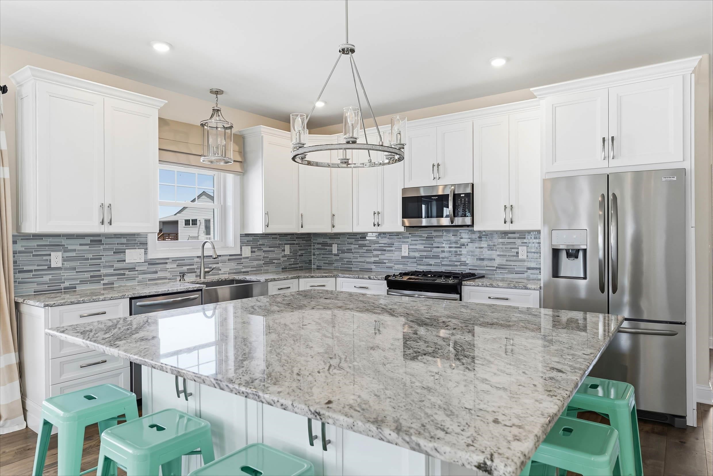 121 E 23rd Avenue 121