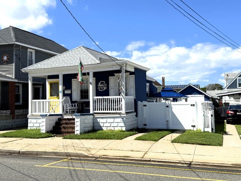 Homes For Sale - 3210 Hudson Avenue<br/> Wildwood, NJ 08260