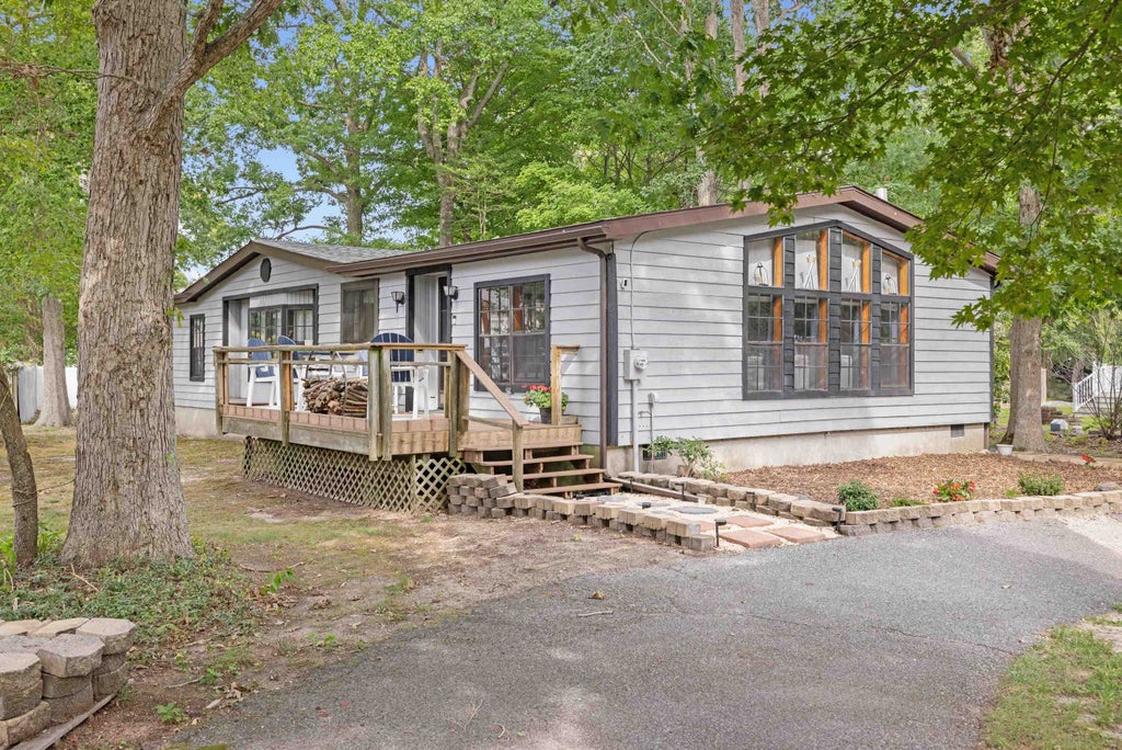 Photo of 979 Lenape Drive, Erma, NJ 08204 (MLS # 262427)