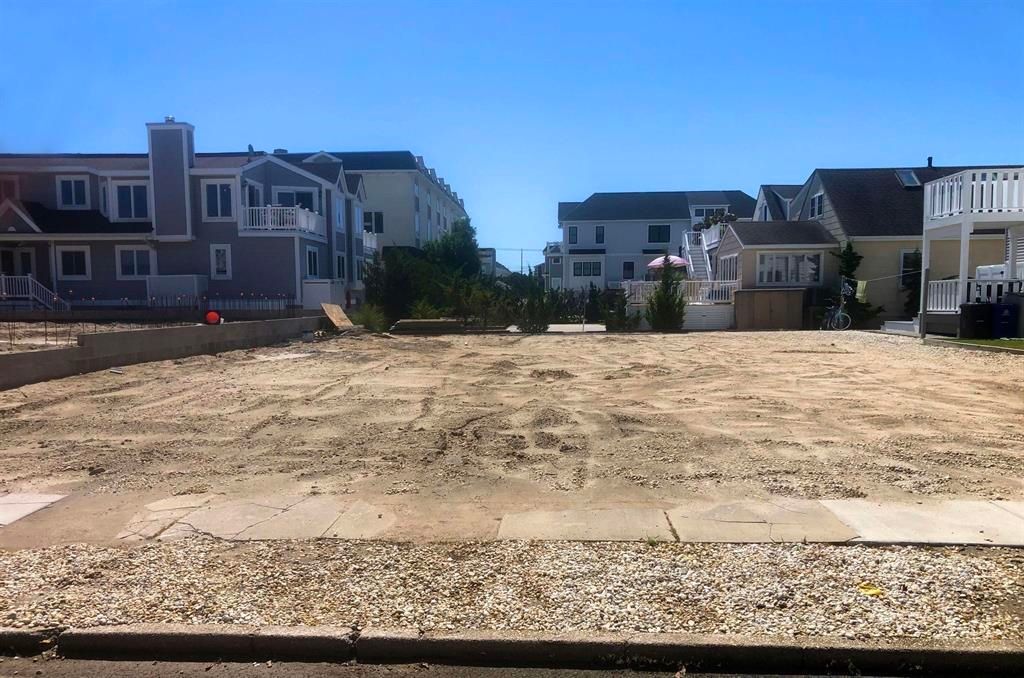 Photo of 8314 Sunset Drive, Stone Harbor, NJ 08247 (MLS # 250699)