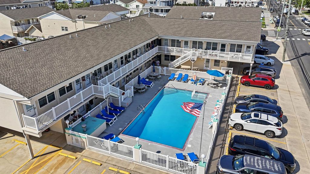Photo of 2510 Atlantic Avenue #100, North Wildwood, NJ 08260 (MLS # 261653)