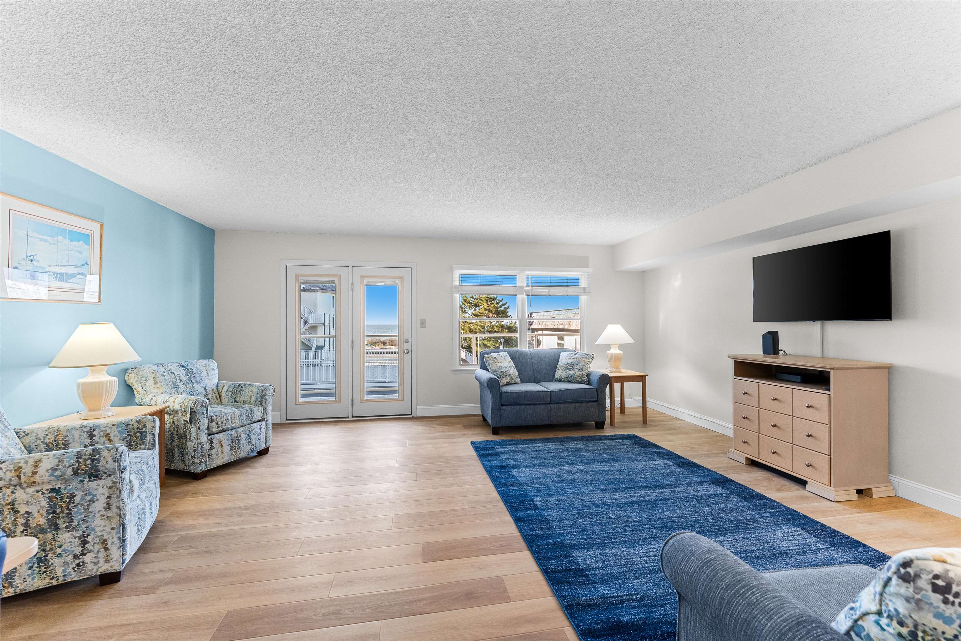 217 Beach Avenue 315