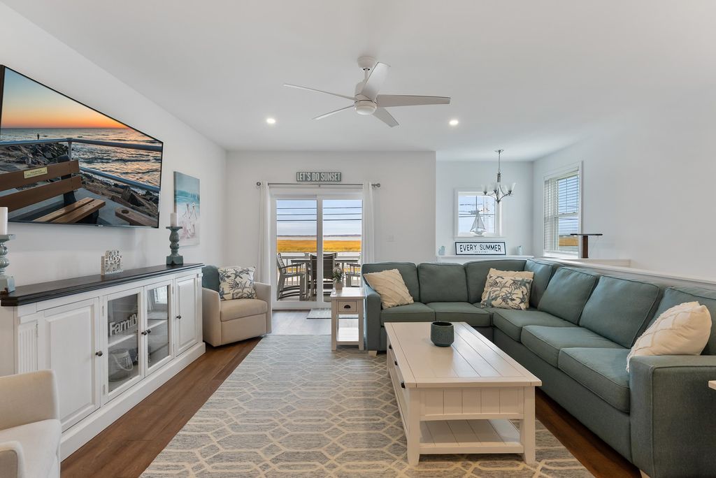 Photo of 727 Spruce Avenue #B, North Wildwood, NJ 08260 (MLS # 253256)