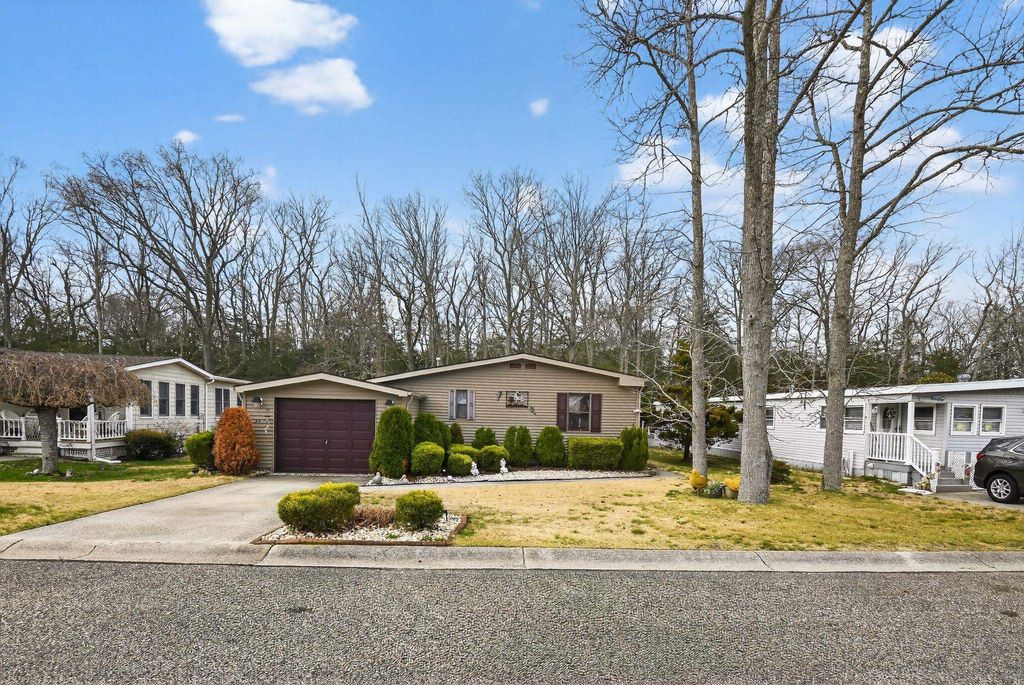 Photo of 35 Breakwater Place, North Cape May, NJ 08204 (MLS # 260817)