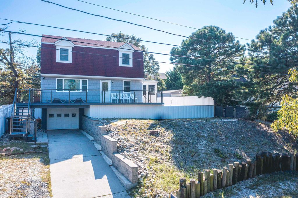 Photo of 18 Pinewood Road, Townbank, NJ 08204 (MLS # 252826)