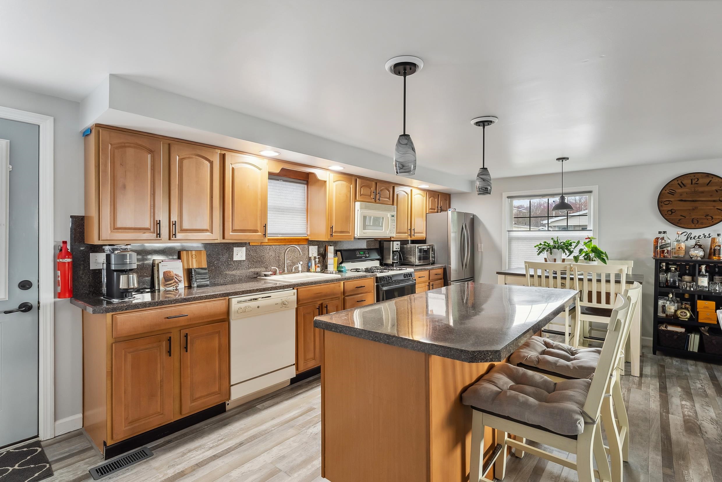 54 Priest Boulevard, Rio Grande, New Jersey image 12