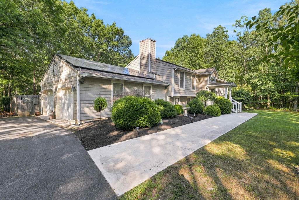 Photo of 6 Manchester Court, Mays Landing, NJ 08234 (MLS # 261884)