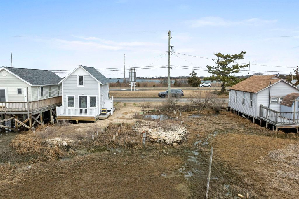 Photo of 826 W Rio Grande Avenue, Lower Township, NJ 08260 (MLS # 260537)