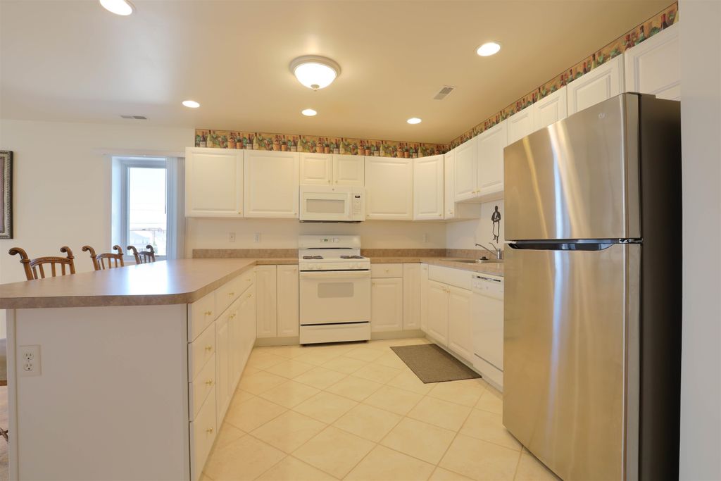 Photo of 7601 Atlantic Avenue #104, Wildwood Crest, NJ 08260 (MLS # 261621)