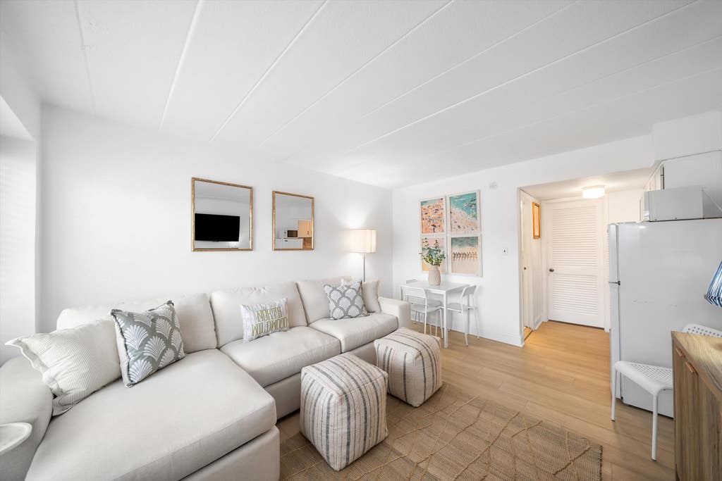 Photo of 2101 Surf Avenue #203, North Wildwood, NJ 08260 (MLS # 262226)