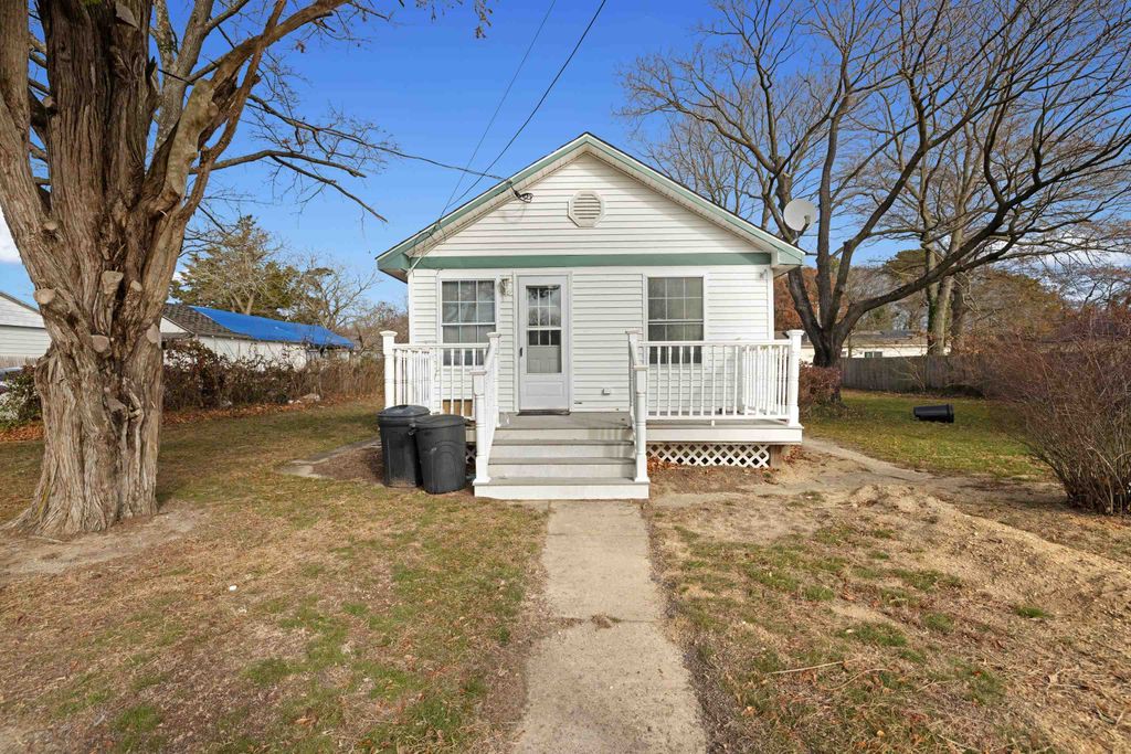 Photo of 229 E Florida Avenue, Villas, NJ 08251 (MLS # 253557)