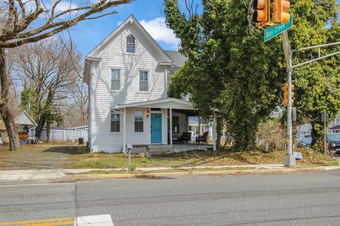 Homes For Sale - 300 Hand Avenue<br/> Cape May Court House, NJ 08210