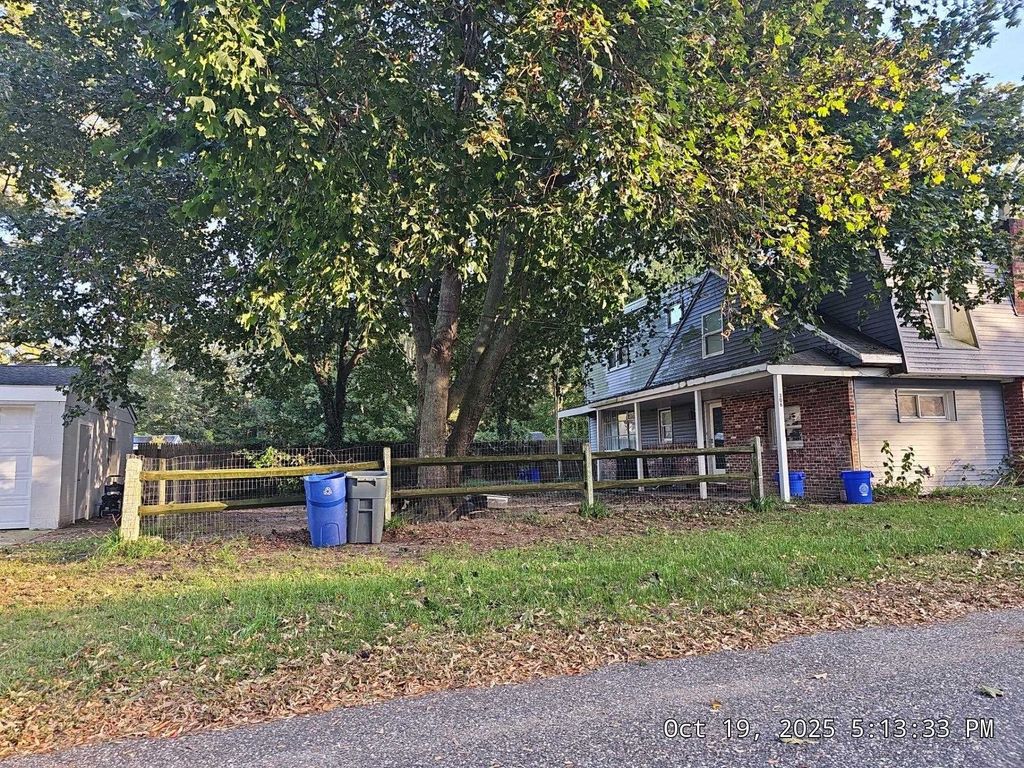 Photo of 306 3rd Street, Cape May Court House, NJ 08210 (MLS # 260251)