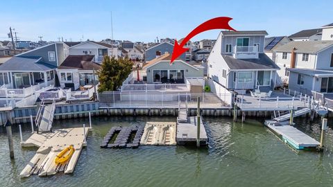 Homes For Sale - 322 SW 15th Avenue<br/> Cape May County, North Wildwood, NJ 08260