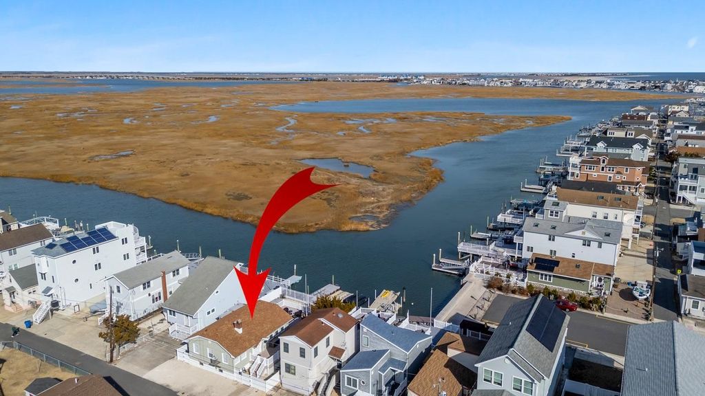 Photo of 322 SW 15th Avenue, North Wildwood, NJ 08260 (MLS # 260192)