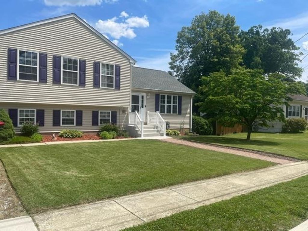 Photo of 508 Fern Avenue, Woodbury, NJ 08096 (MLS # 260162)