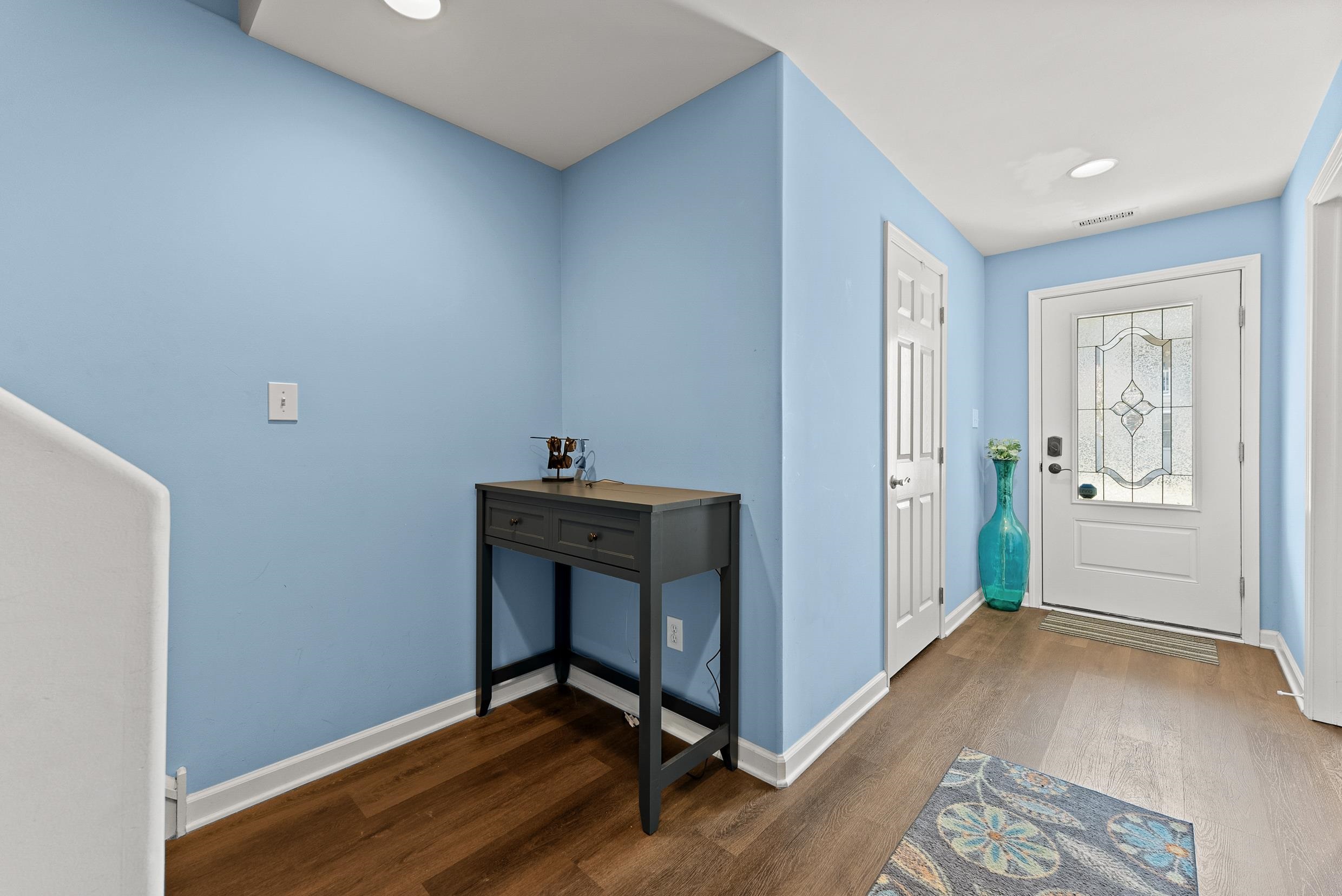 184 W Oak Avenue 41