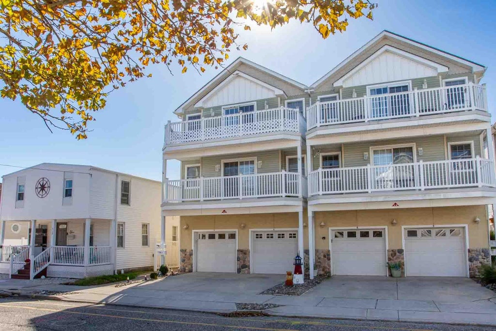 Photo of 420 W Roberts Avenue #C, Wildwood, NJ 08260 (MLS # 263040)