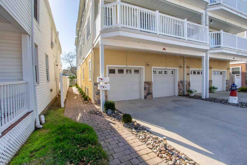 Photo of 420 W Roberts Avenue #C, Wildwood, NJ 08260 (MLS # 263040)
