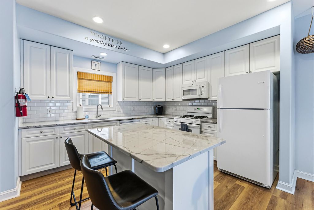 Photo of 317 E 24th Avenue #L, North Wildwood, NJ 08260 (MLS # 261424)