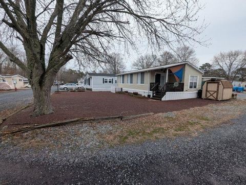Mobile Home For Sale - 288 Poplar Avenue<br/> Woodbine, NJ 08270