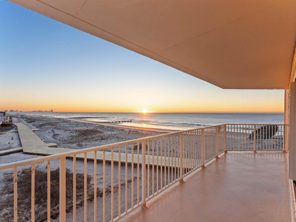 Photo of 322 Boardwalk #514, Ocean City, NJ 08226 (MLS # 261293)