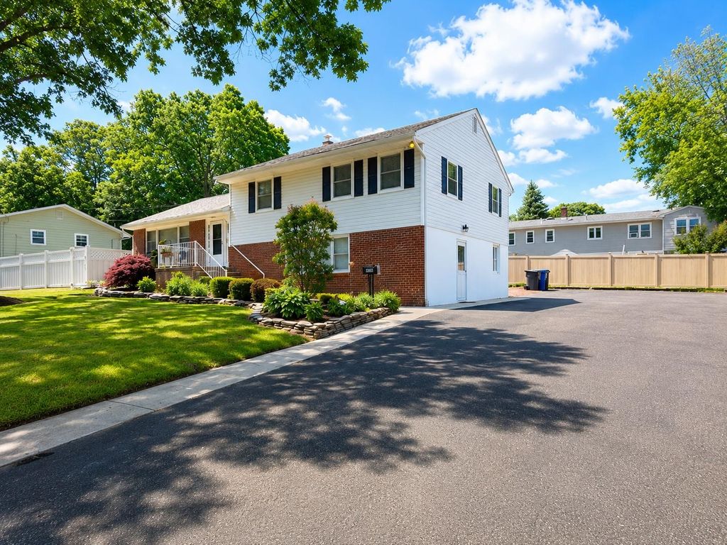 Photo of 554 Gold Street, Toms River, NJ 08753 (MLS # 261900)