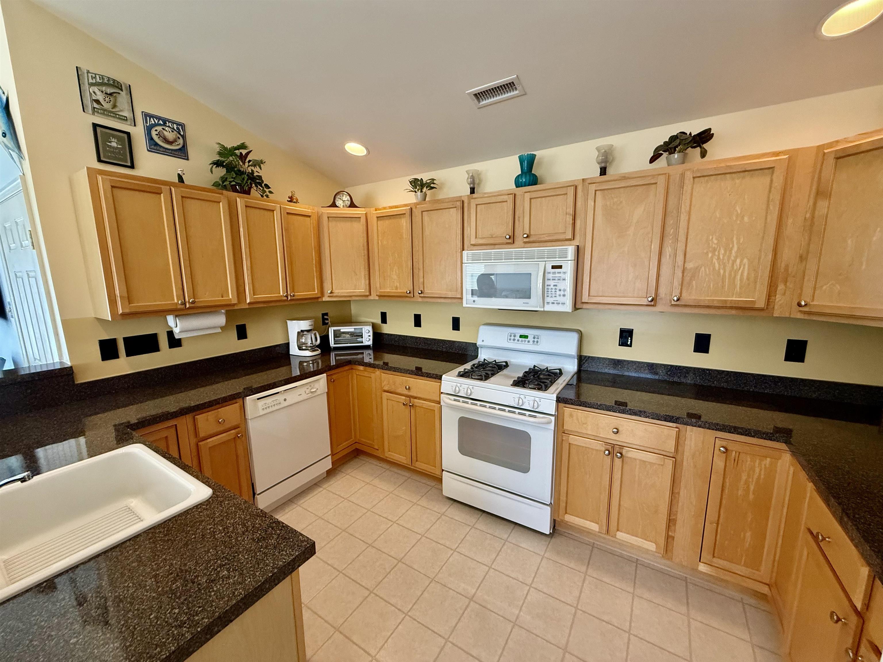 407 W Andrews Avenue #200, Wildwood, New Jersey image 6