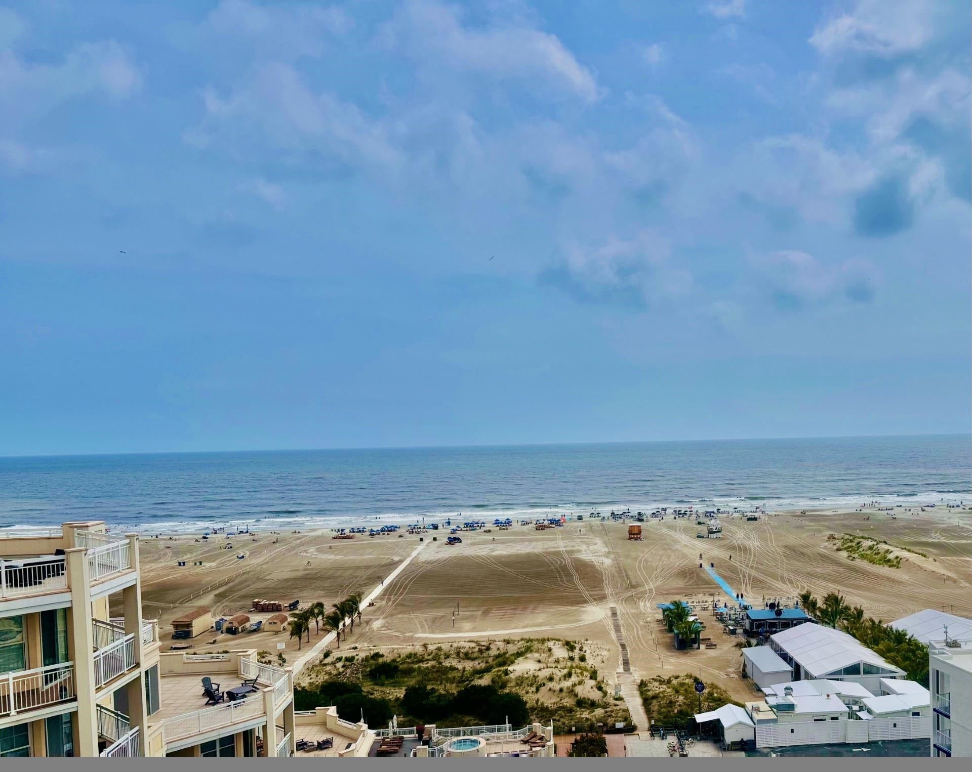 9601 Atlantic Avenue 1103