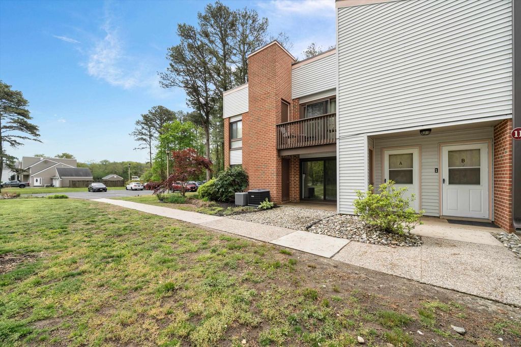 Photo of 11 Siegtown Road #5A, Cape May Court House, NJ 08210 (MLS # 261181)