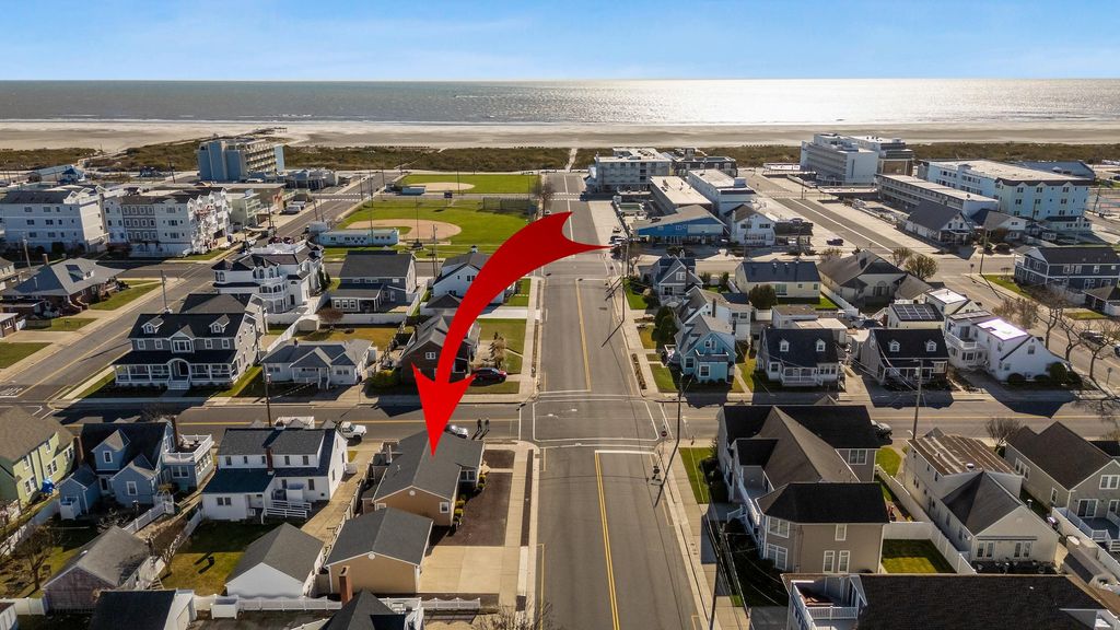 Photo of 211 E Cardinal Road, Wildwood Crest, NJ 08260 (MLS # 253398)