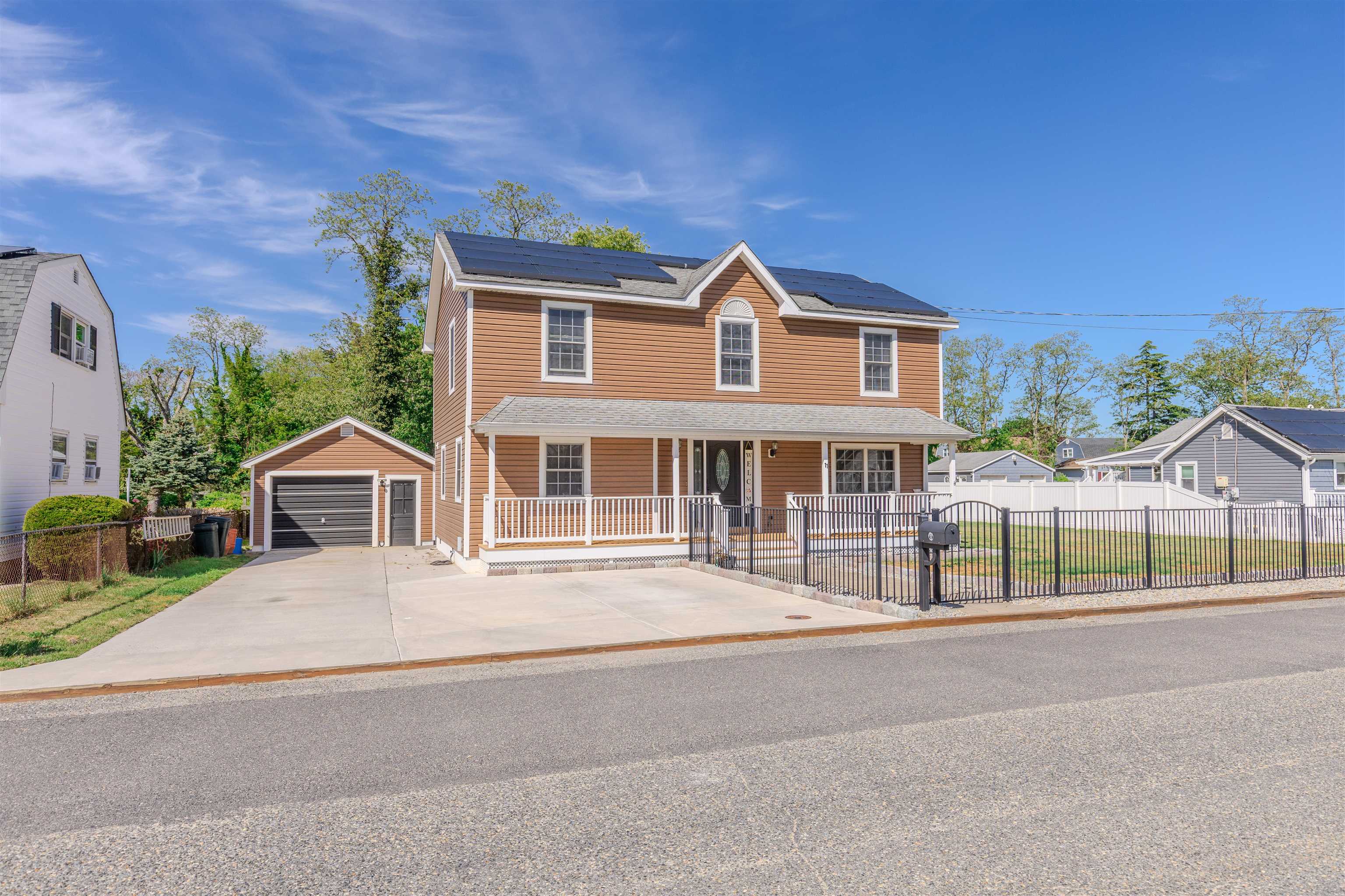11 E Wilde Avenue