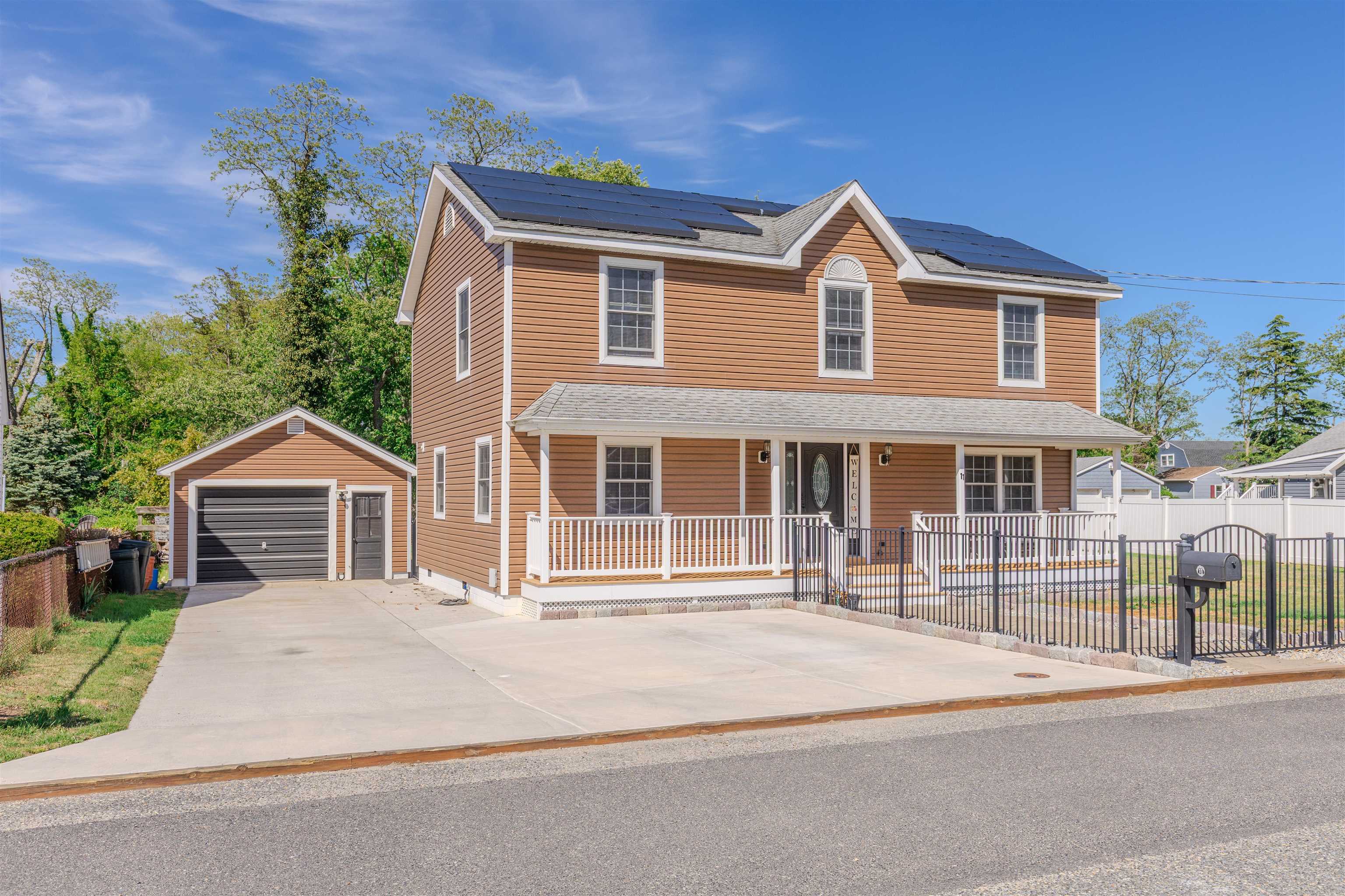 11 E Wilde Avenue
