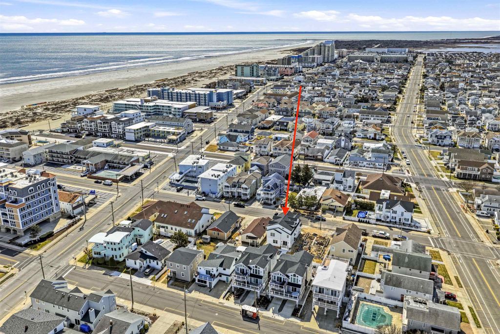Photo of 307 E Saint Paul Avenue, Wildwood Crest, NJ 08260 (MLS # 260651)