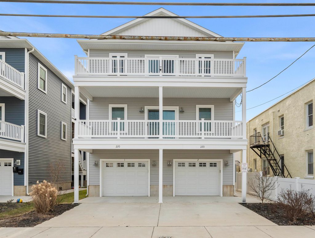 Photo of 220 E Lincoln Avenue #2, Wildwood, NJ 08260 (MLS # 260167)