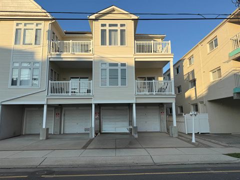 Photo of 229 E Pine Avenue #103, Wildwood, NJ 08260 (MLS # 252176)