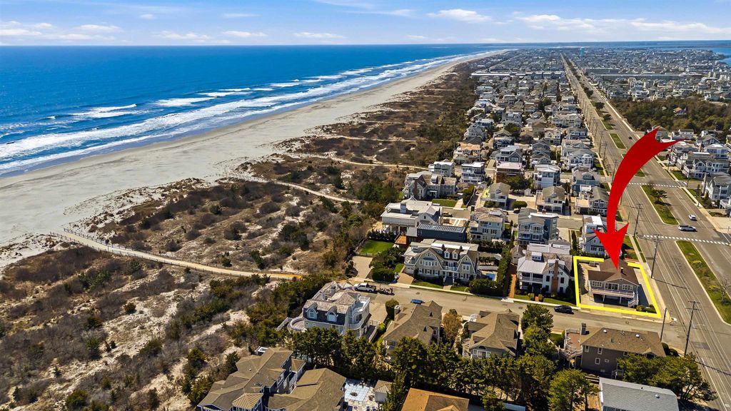Photo of 6709 Dune Drive, Avalon, NJ 08202 (MLS # 260964)