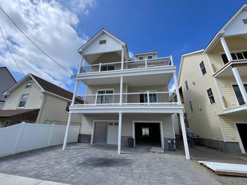 Photo of 504 W Baker Avenue #Unit A, Wildwood, NJ 08260 (MLS # 250301)