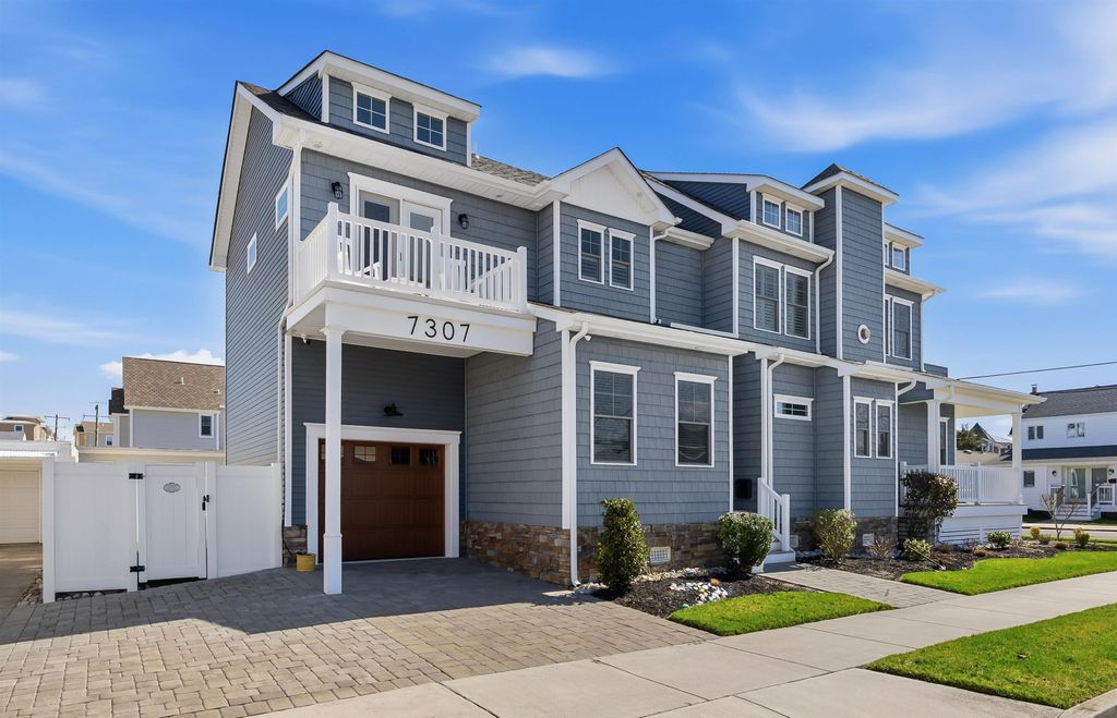 Photo of 7307 Seaview Avenue, Wildwood Crest, NJ 08260 (MLS # 260743)