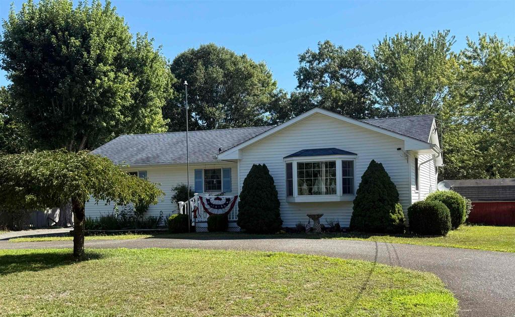 Photo of 416 Goshen Road, Cape May Court House, NJ 08210 (MLS # 252470)